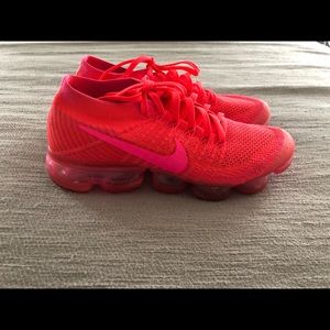 Wmns Air VaporMax Flyknit 3 'Pink' Size 8